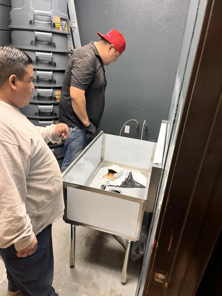 Commercial plumbing and sink installation in Dos Vientos